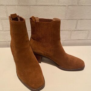 Tan Suede Leather Ankle Boots 👢 Western Chelsea Style | Size 8.5